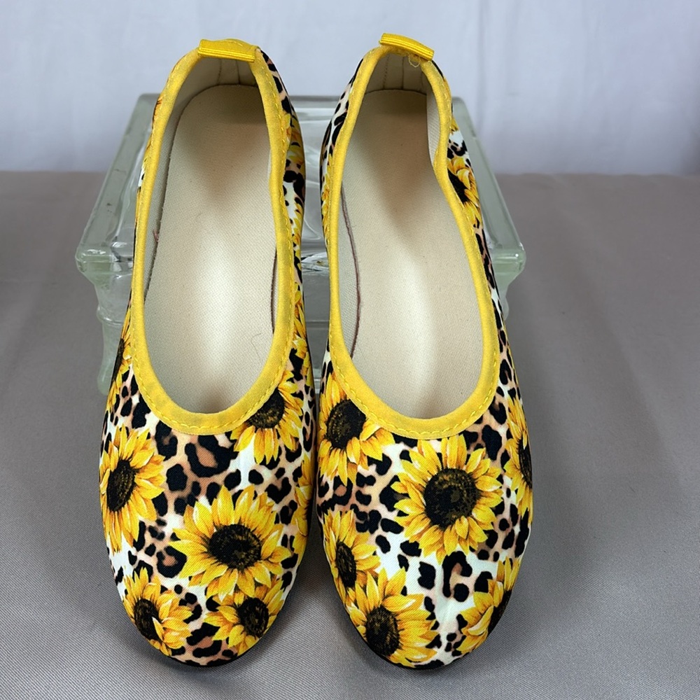 Sunflower Slip On Shoes sz 7
